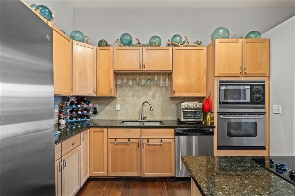 612 Central Street — photo 8