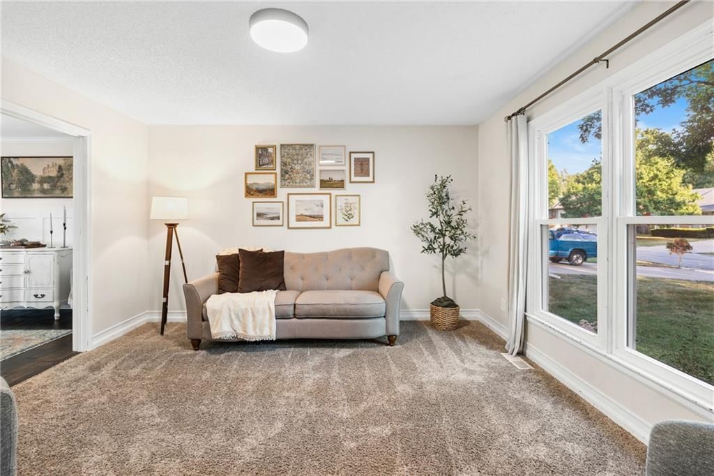 1134 E Sleepy Hollow Drive — photo 5