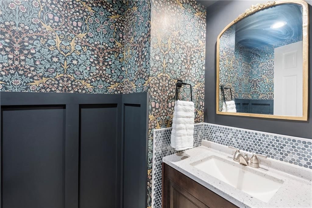 1134 E Sleepy Hollow Drive — photo 15