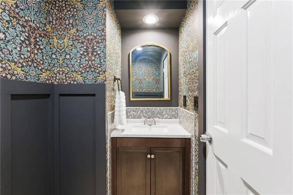 1134 E Sleepy Hollow Drive — photo 20