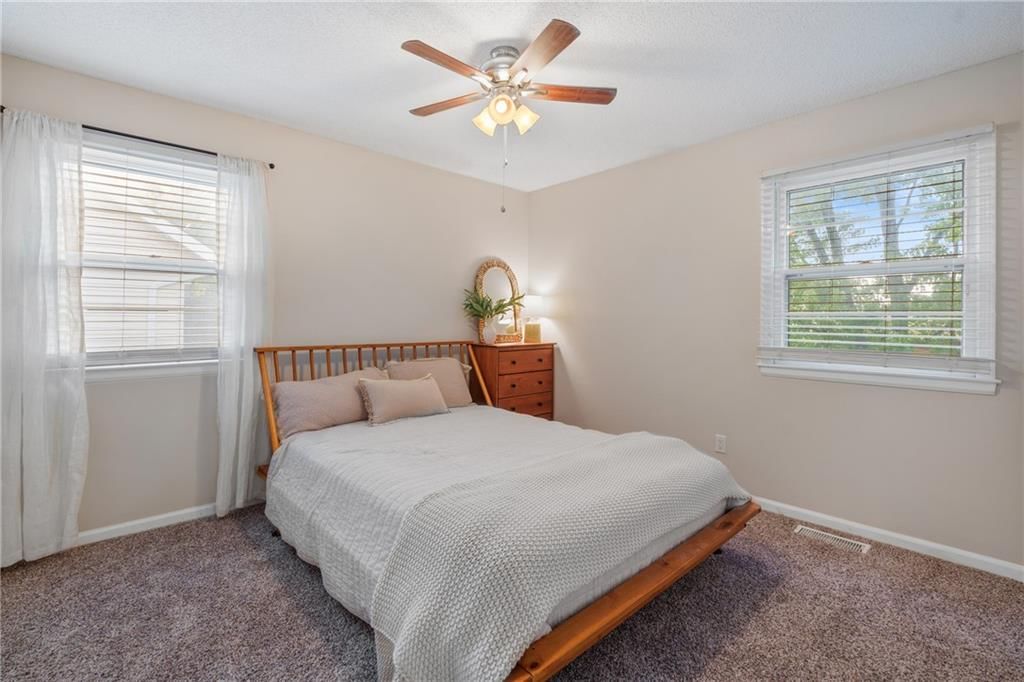 1134 E Sleepy Hollow Drive — photo 27