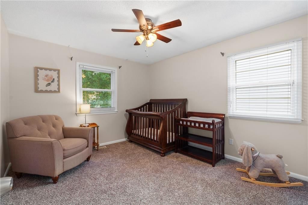 1134 E Sleepy Hollow Drive — photo 28