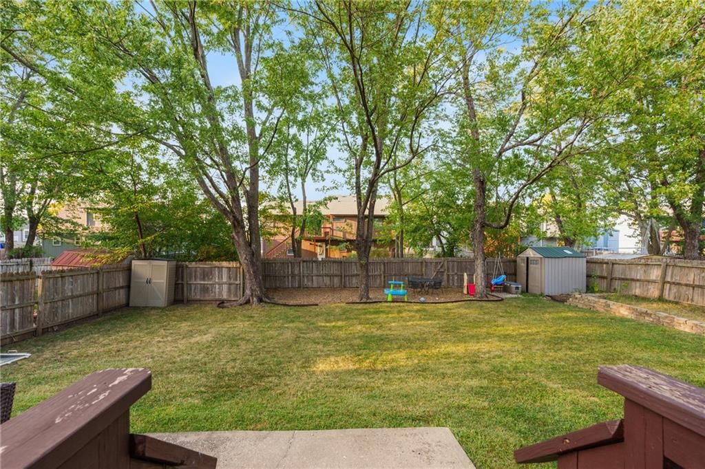 1134 E Sleepy Hollow Drive — photo 32