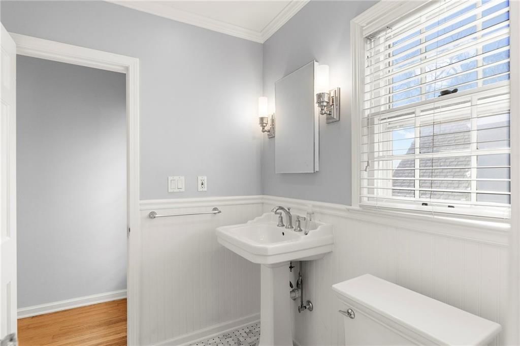 7411 WARD Parkway — photo 26