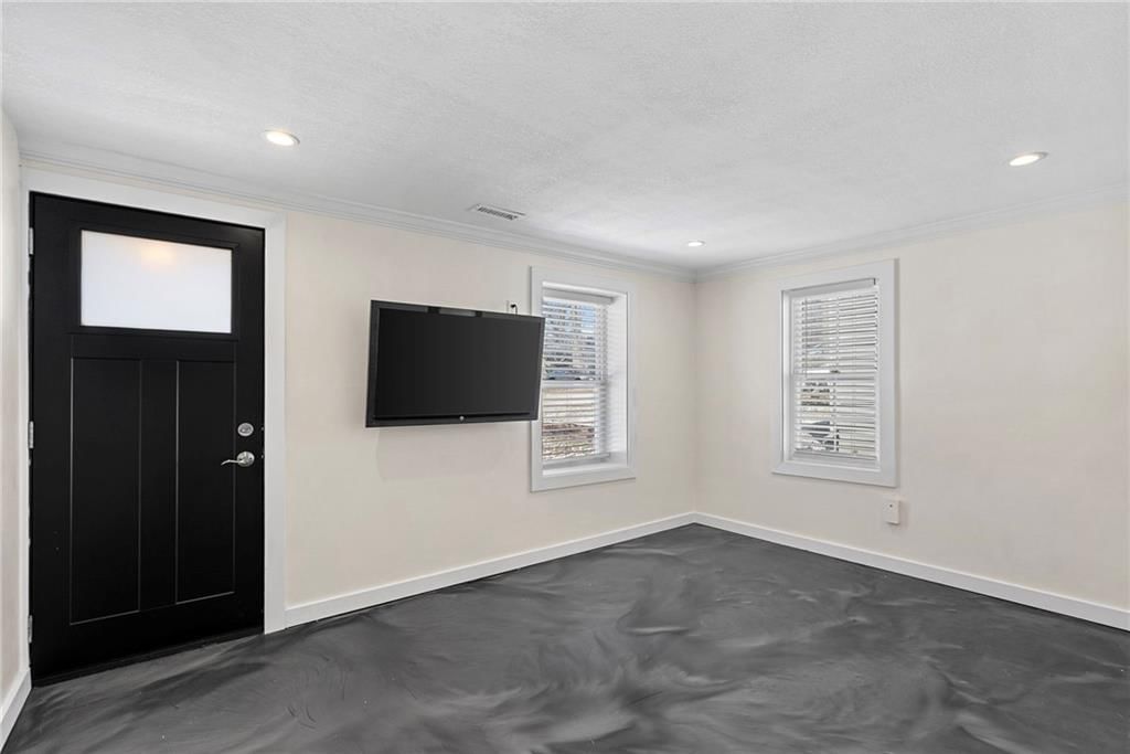 8933 McGee Street — photo 2