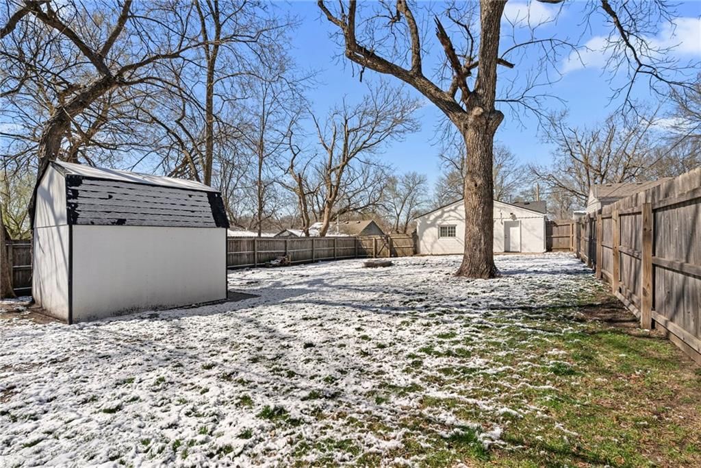 8933 McGee Street — photo 26