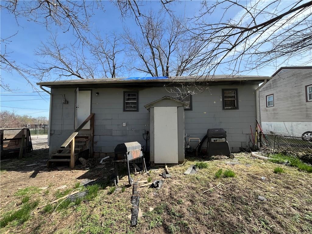 3224 Lister Avenue — photo 4