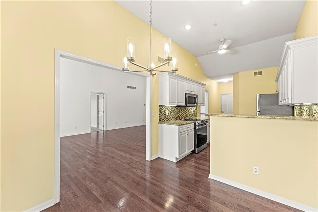 6414 W 133rd Terrace — photo 11