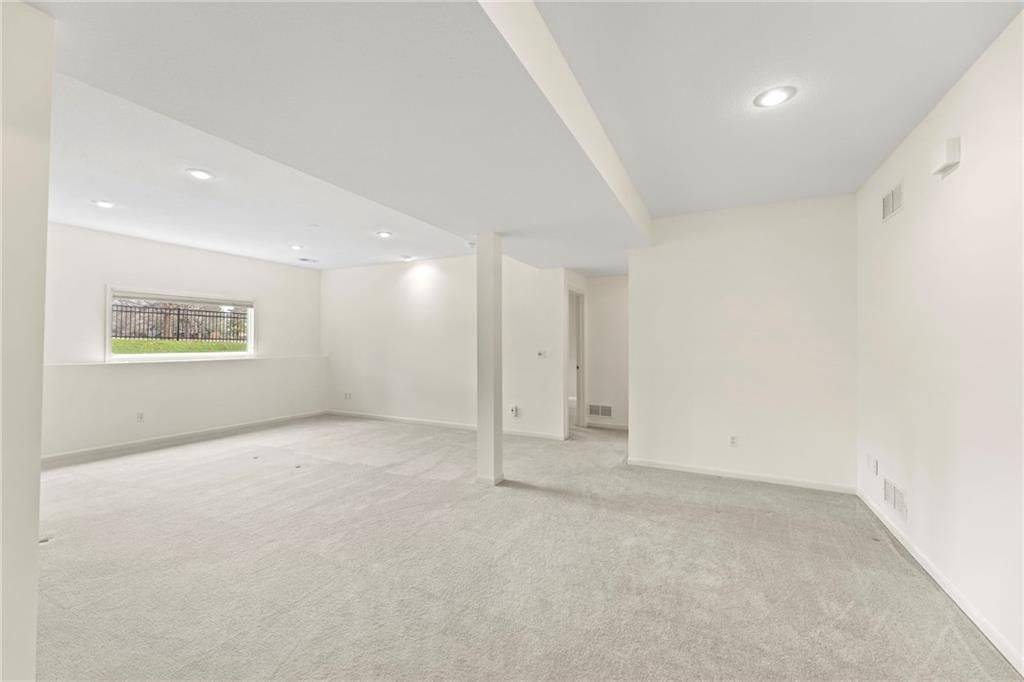 6414 W 133rd Terrace — photo 32