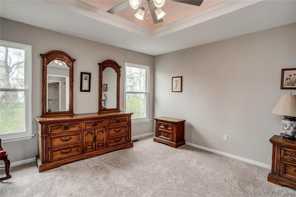 9510 N Main Street — photo 14