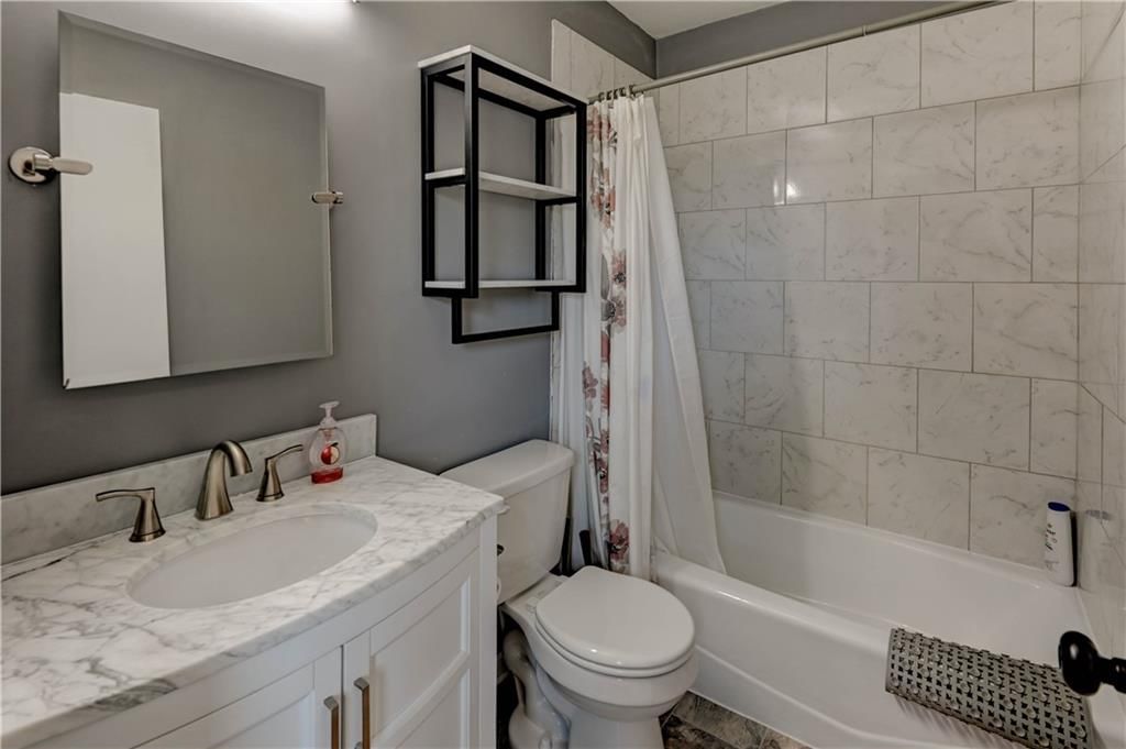 1625 NE Thames Drive — photo 23