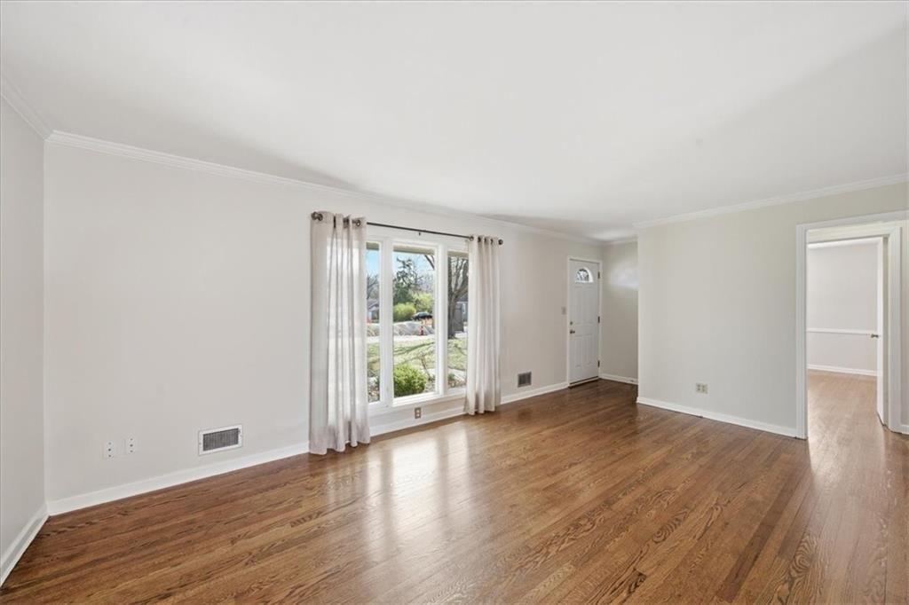 5870 Granada Street — photo 7