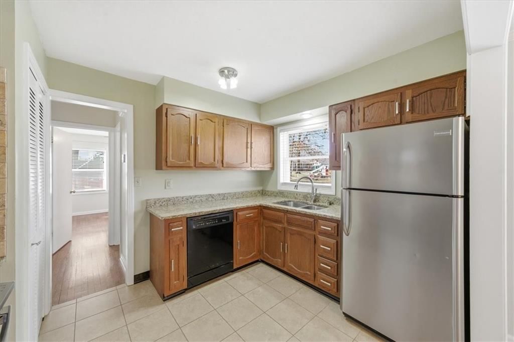 5870 Granada Street — photo 12