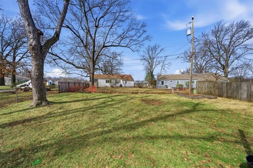 5870 Granada Street — photo 25