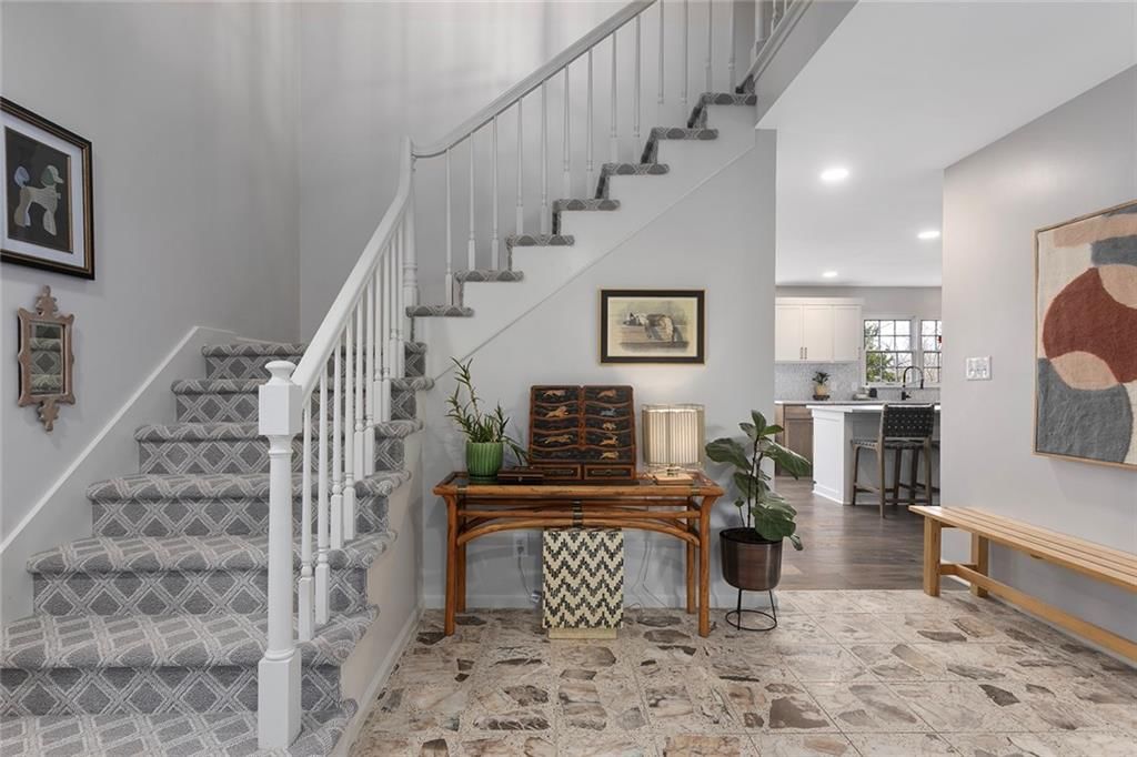 1005 N Morse Avenue — photo 19