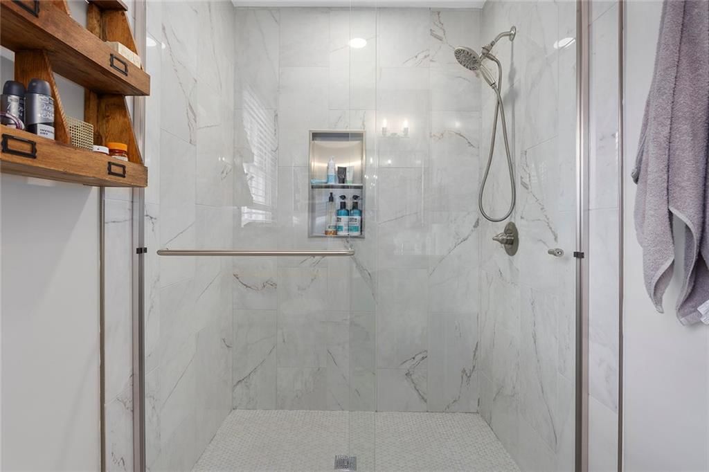 1005 N Morse Avenue — photo 23