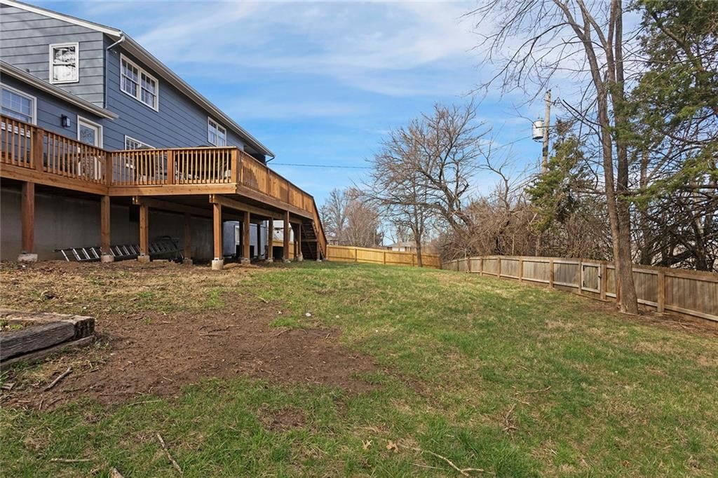 1005 N Morse Avenue — photo 31