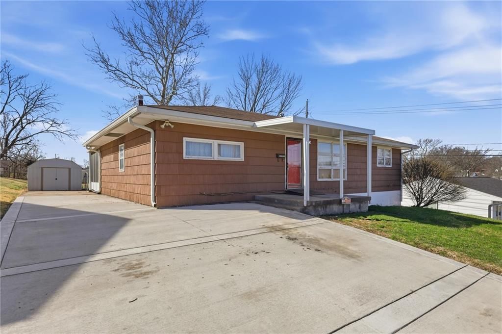 4323 Yecker Avenue — photo 4