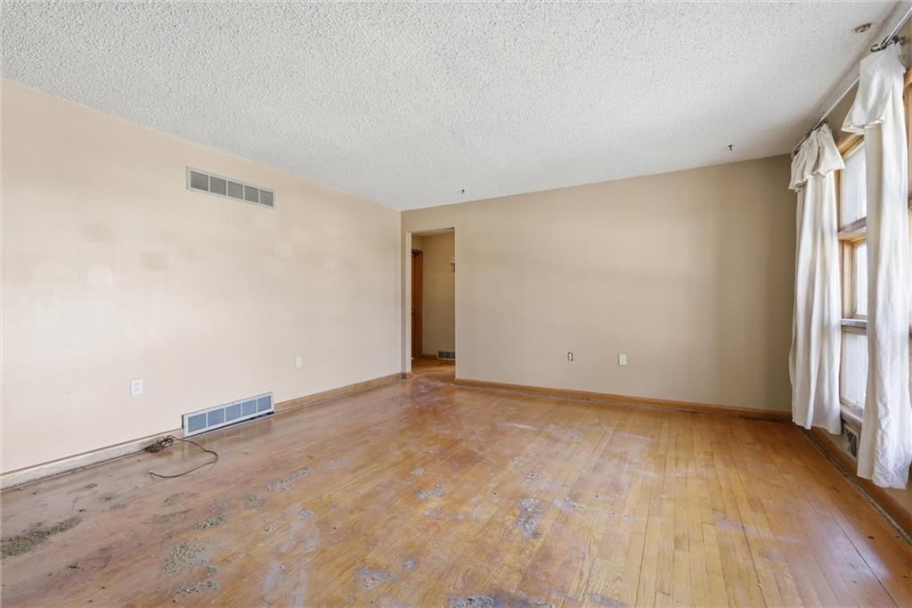 4323 Yecker Avenue — photo 5