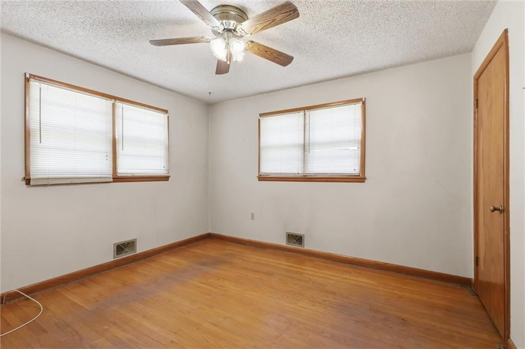 4323 Yecker Avenue — photo 14