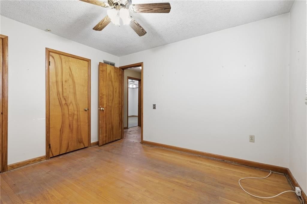 4323 Yecker Avenue — photo 15