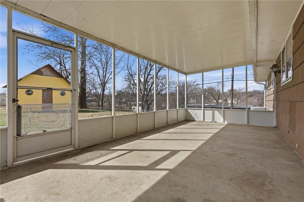 4323 Yecker Avenue — photo 31