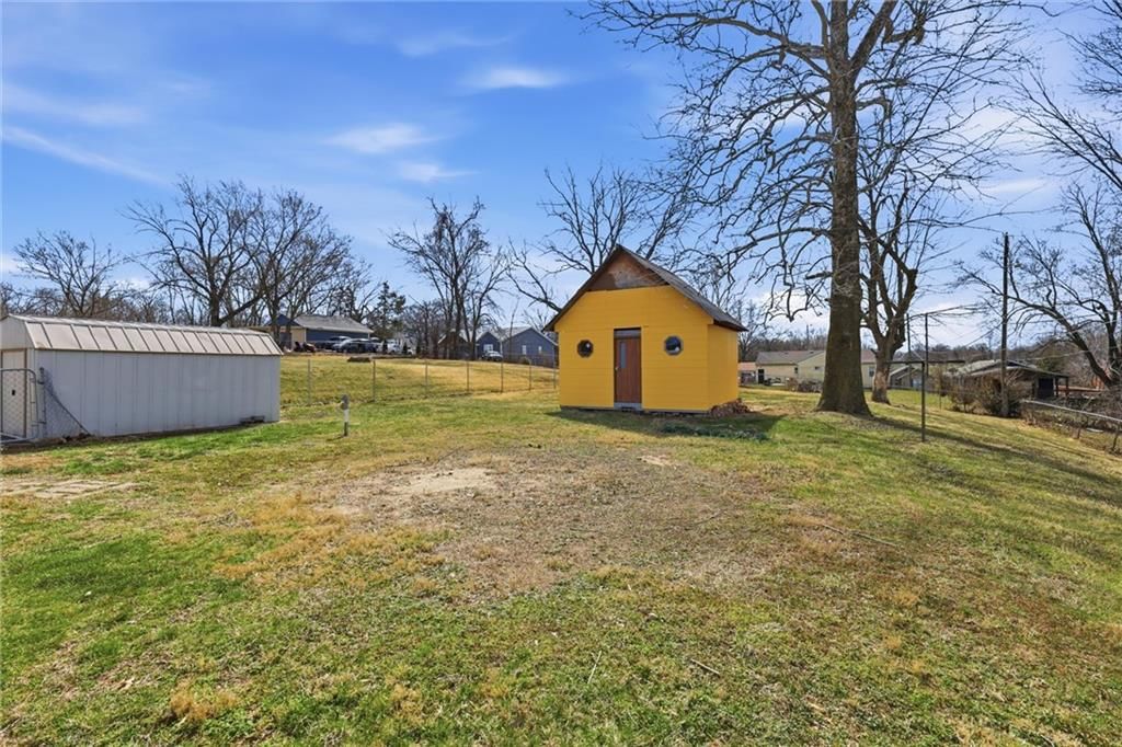 4323 Yecker Avenue — photo 38