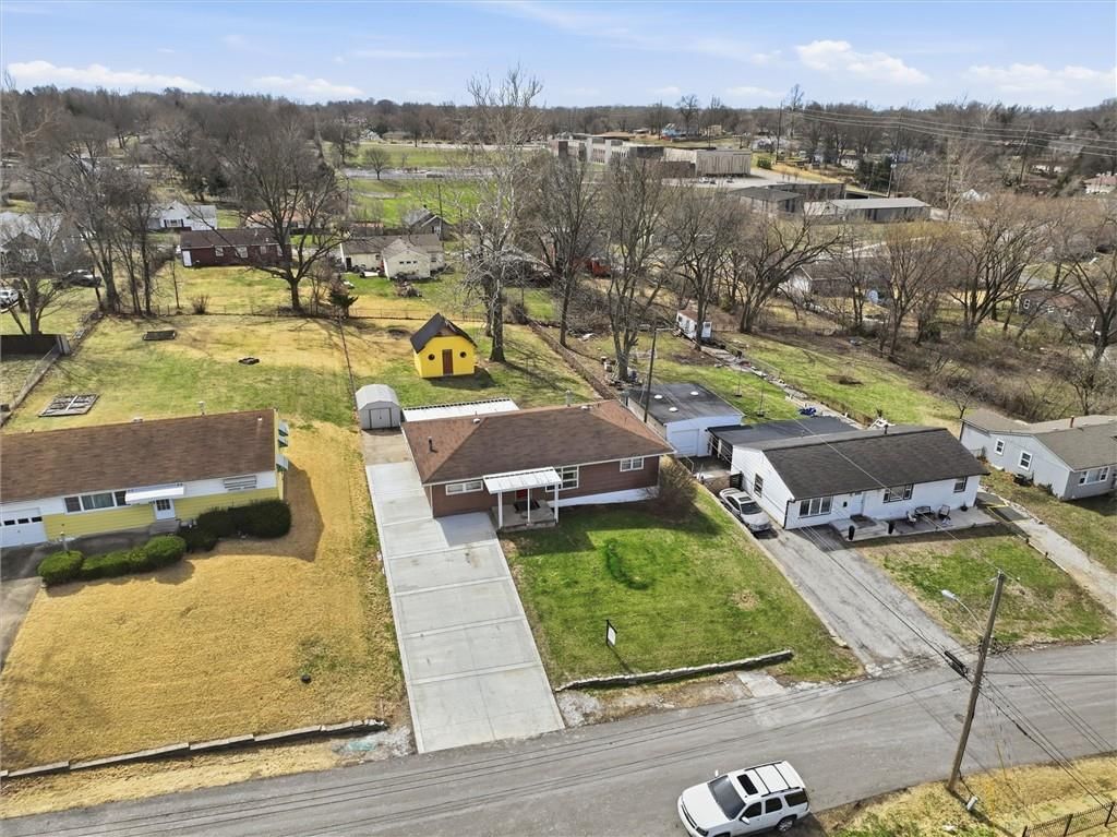 4323 Yecker Avenue — photo 39
