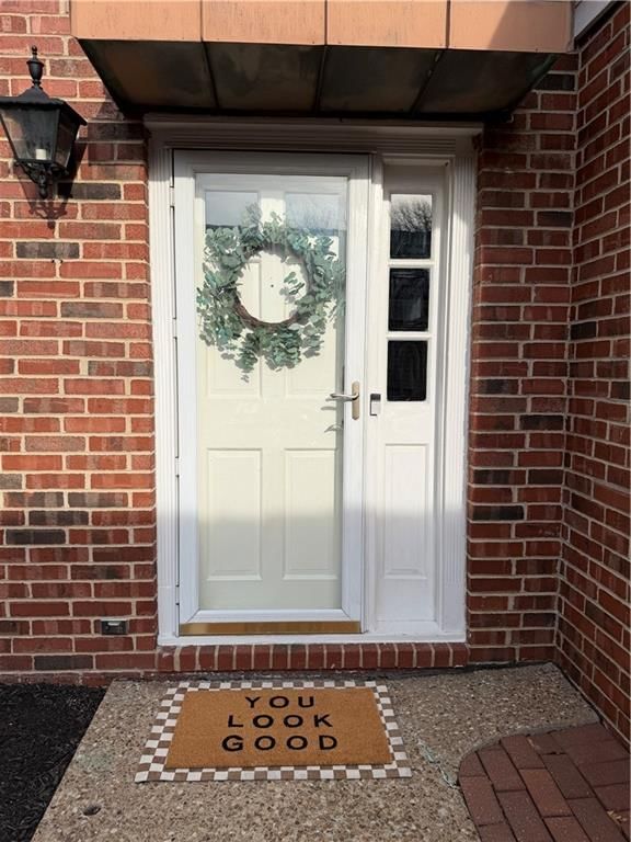 31 Compton Court — photo 4