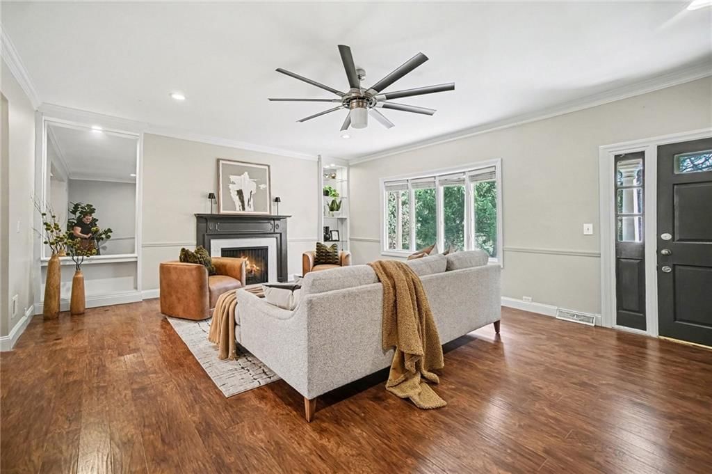 31 Compton Court — photo 10