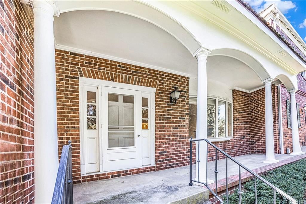 31 Compton Court — photo 28