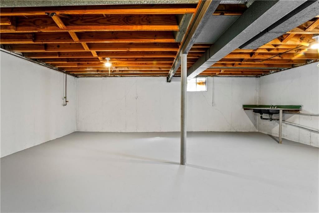 5229 Lakewood Street — photo 23