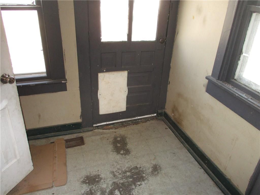105 W 2nd Street — photo 29