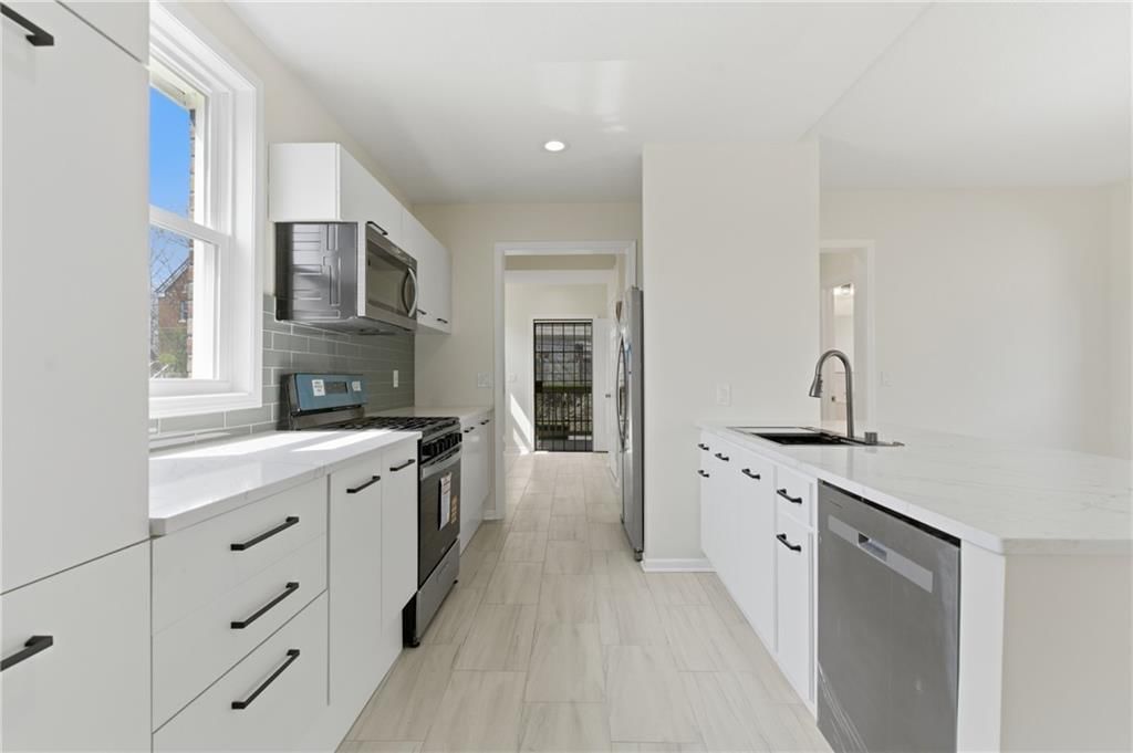 2318 Park Avenue — photo 10