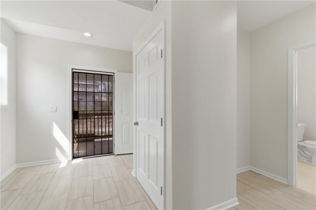 2318 Park Avenue — photo 12