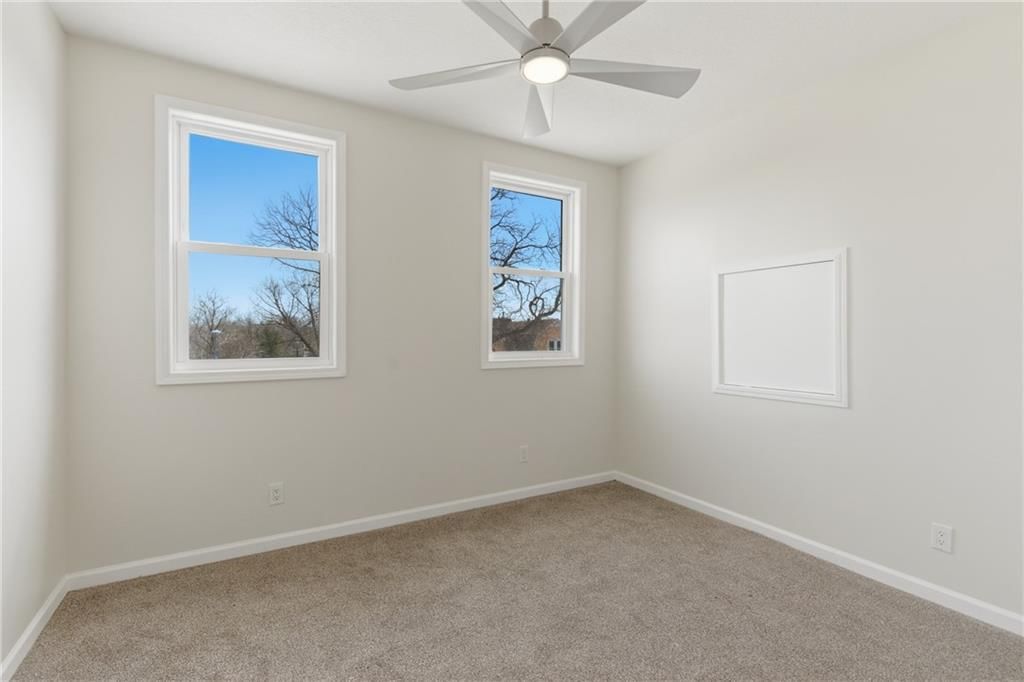 2318 Park Avenue — photo 22