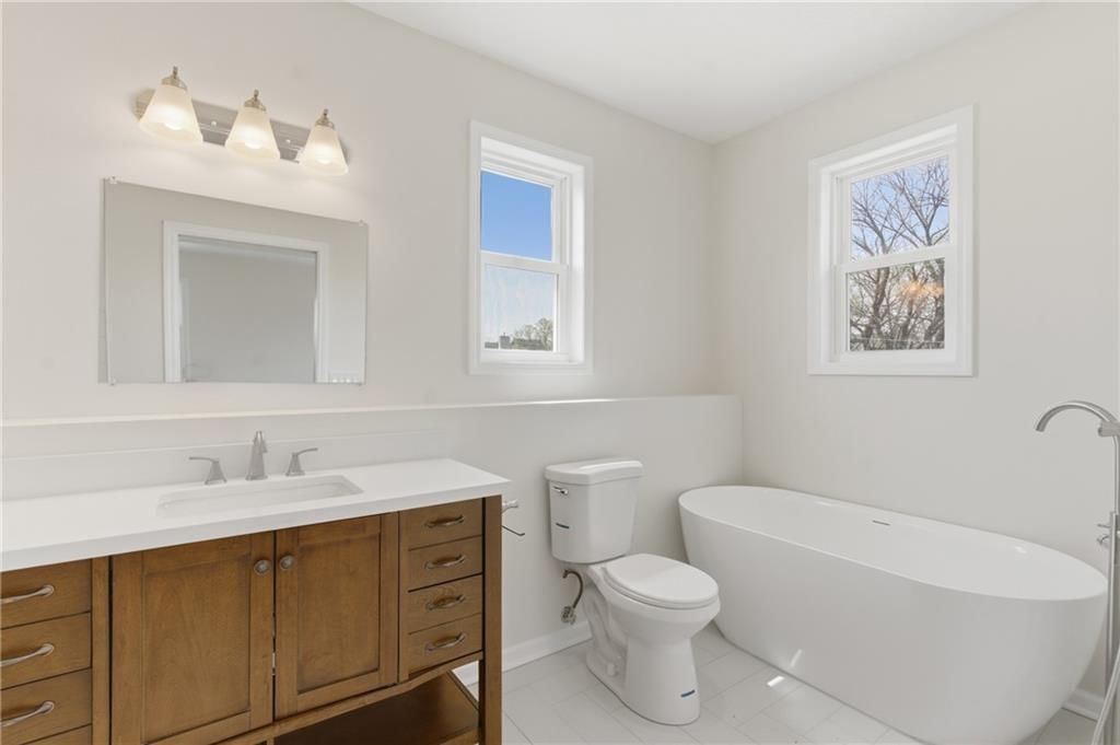 2318 Park Avenue — photo 27
