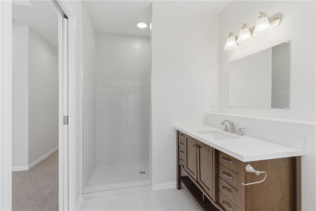 2318 Park Avenue — photo 28