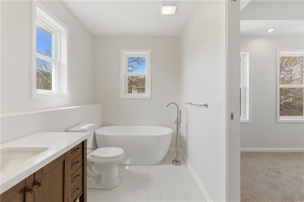 2318 Park Avenue — photo 29