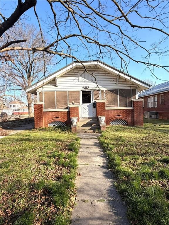 502 E 14th Street, Baxter Springs, KS