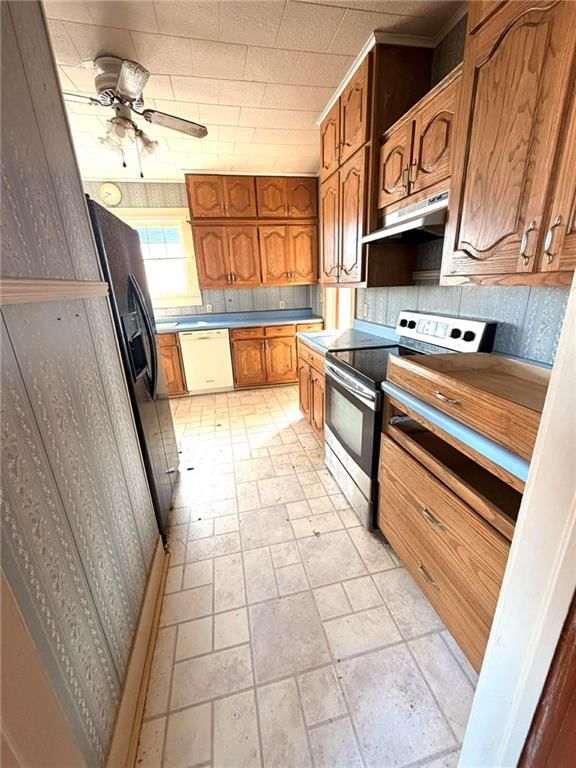 502 E 14th Street — photo 18