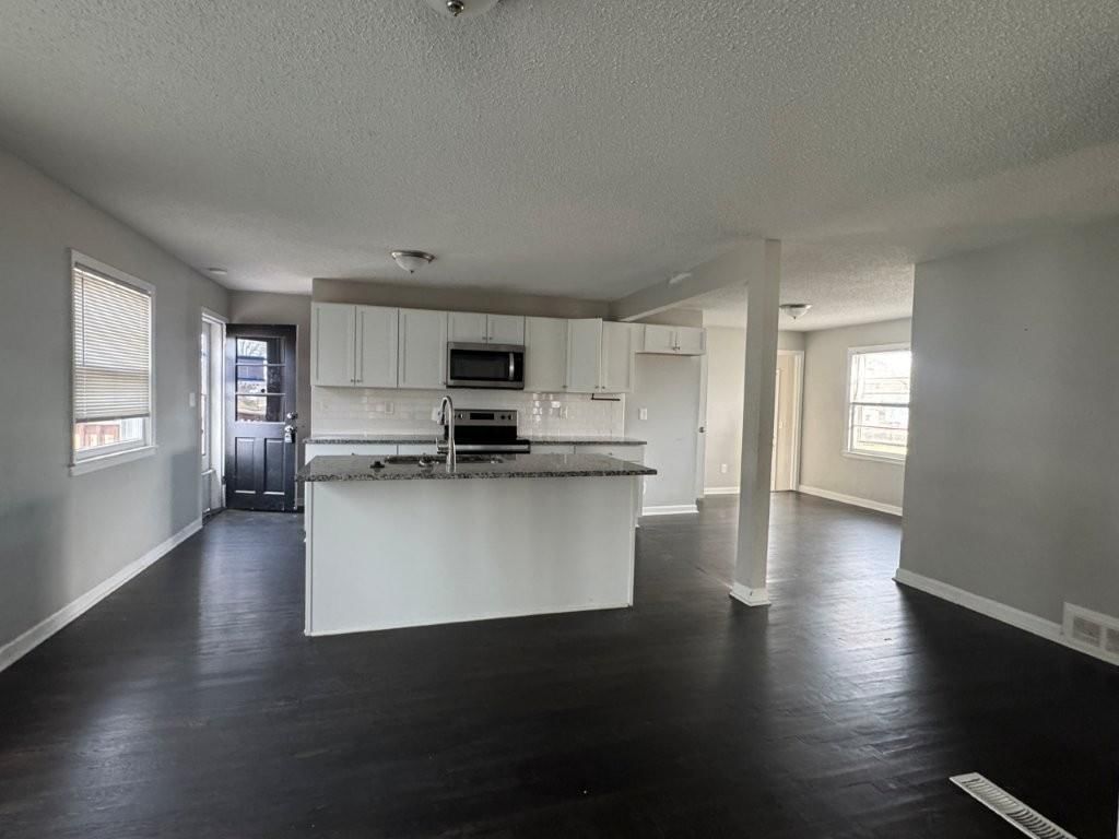 6301 KENTUCKY Avenue — photo 13