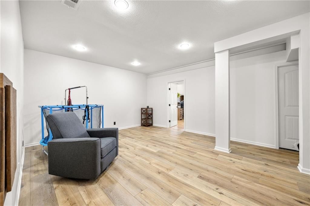 15409 Belmont Court — photo 35