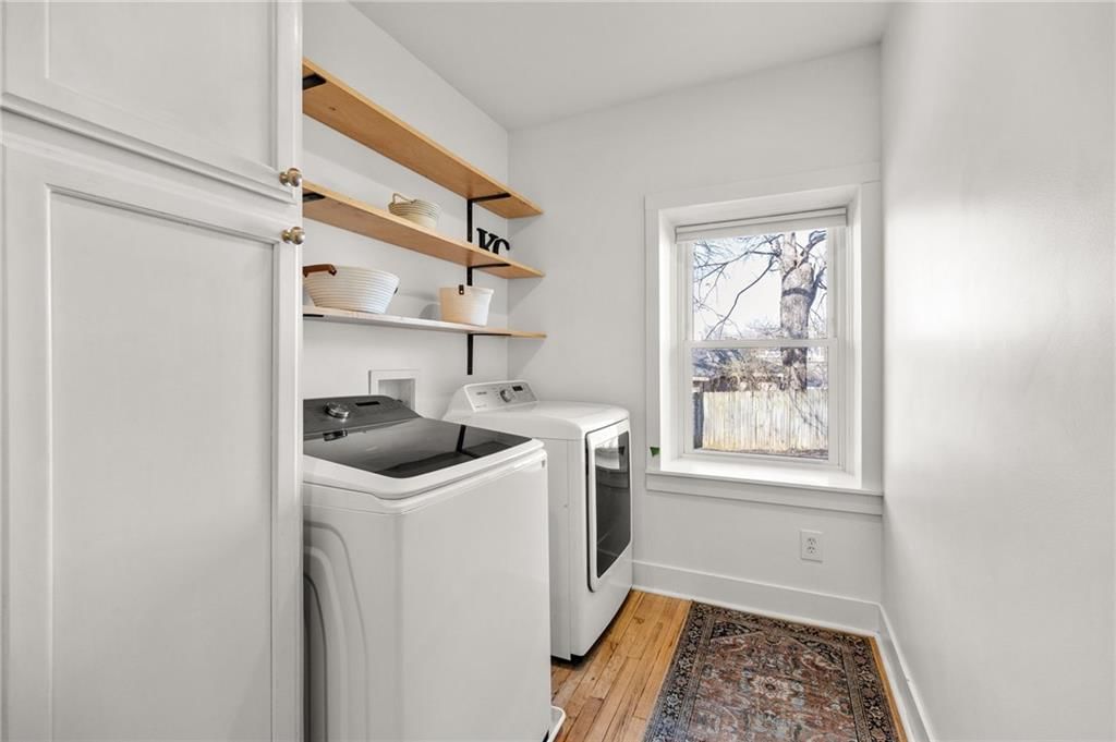 820 E 85th Street — photo 35