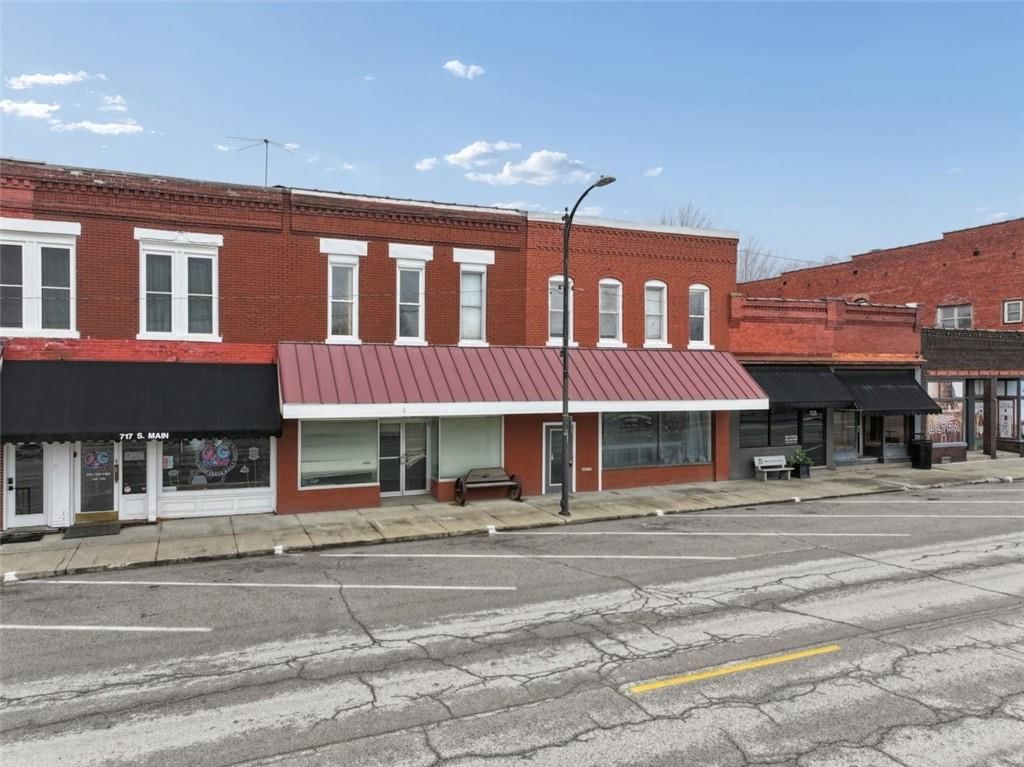 723 S Main Street — photo 2