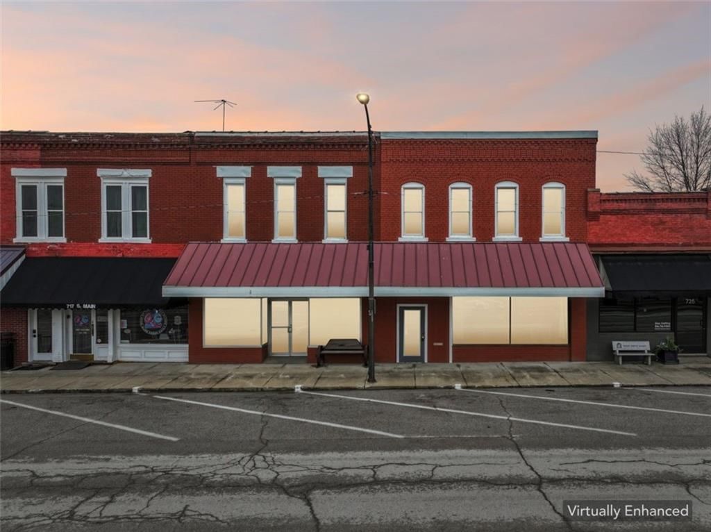 723 S Main Street — photo 4