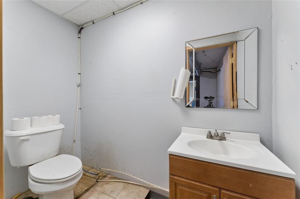 723 S Main Street — photo 45