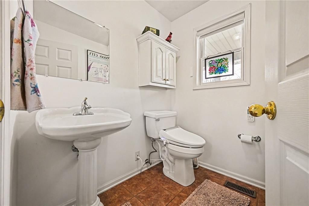 17251 Hollingsworth Road — photo 15