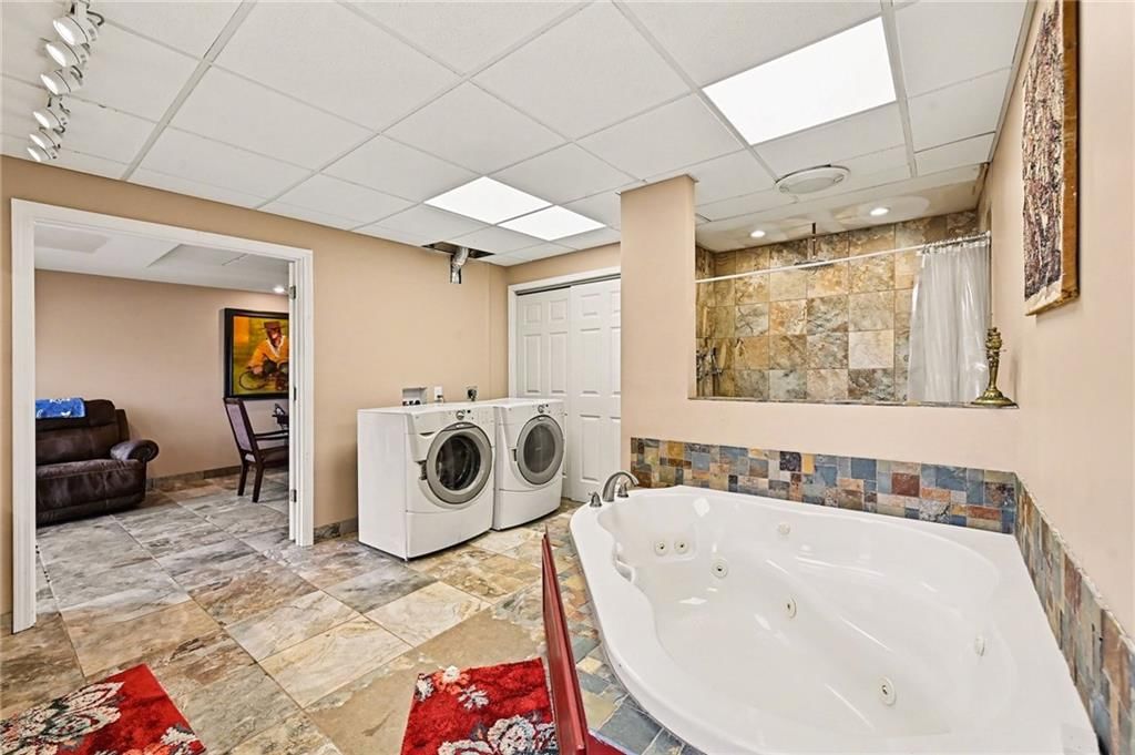 17251 Hollingsworth Road — photo 32