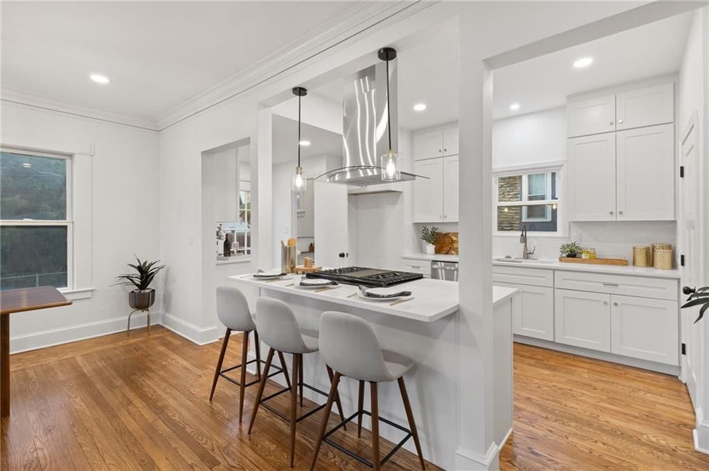 141 W 61st Terrace — photo 9